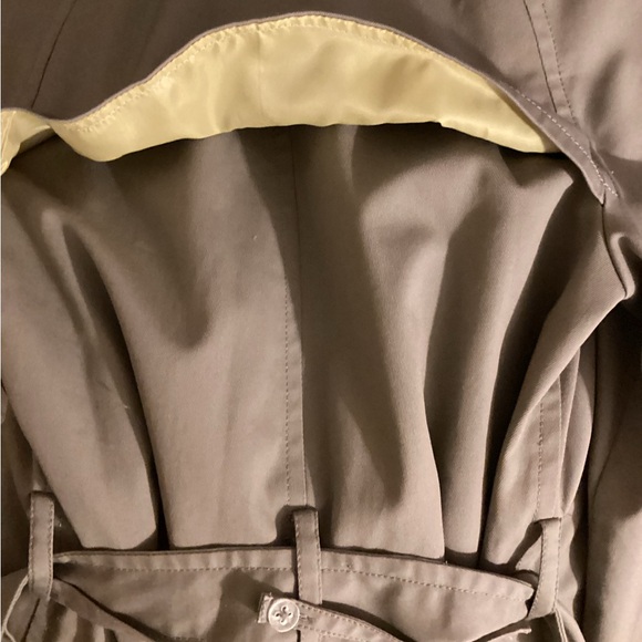 NEW GAP TRENCH COAT REMOVABLE INTERIOR VEST - CHARTREUSE LINING - RICH WARM TAN - Picture 13 of 16